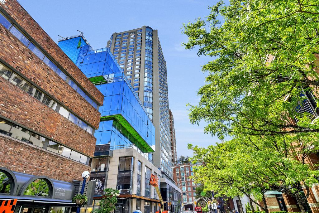 Luxury In Yorkville Toronto Extérieur photo