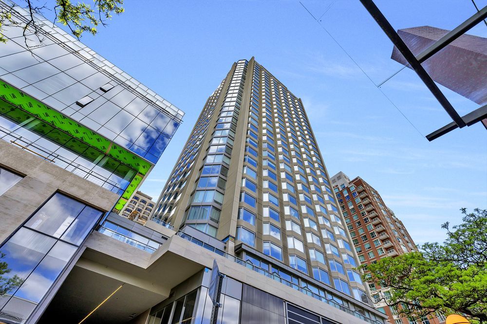 Luxury In Yorkville Toronto Extérieur photo